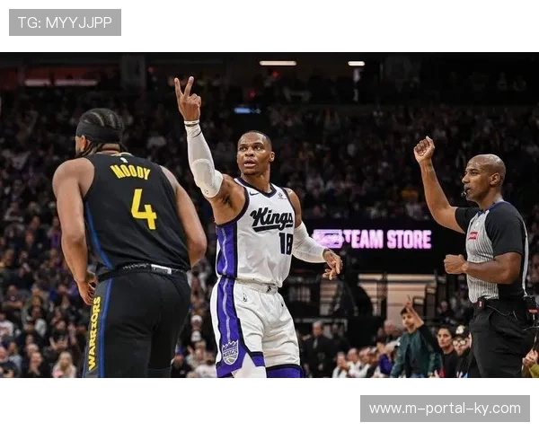 湖人主场负雷霆 裁判多次边界判罚争议成转折点 湖人主场负雷霆 裁判多次边界判罚争议成转折点